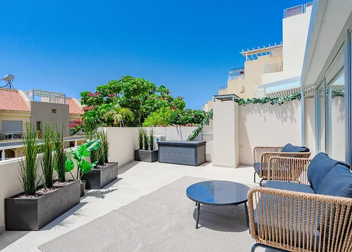 2bdr With Terrace In Lägenhet