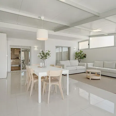 2bdr With Terrace In アパート *