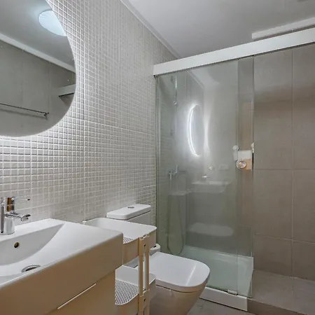1bdr With Terrace In *